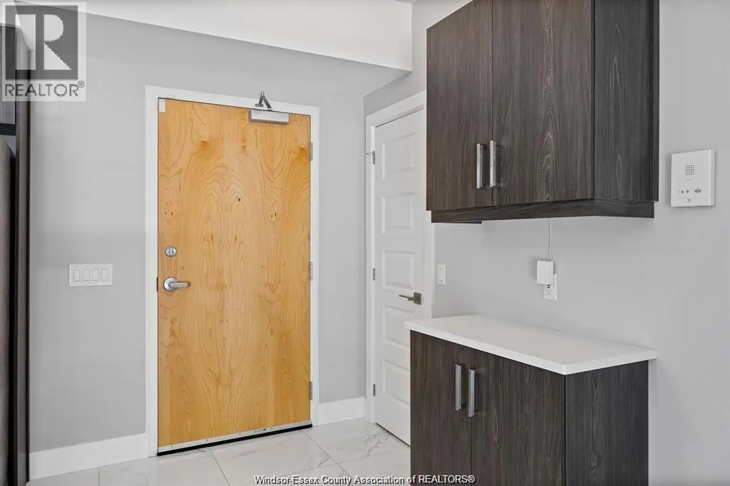 480 FAIRVIEW BOULEVARD Unit# 101