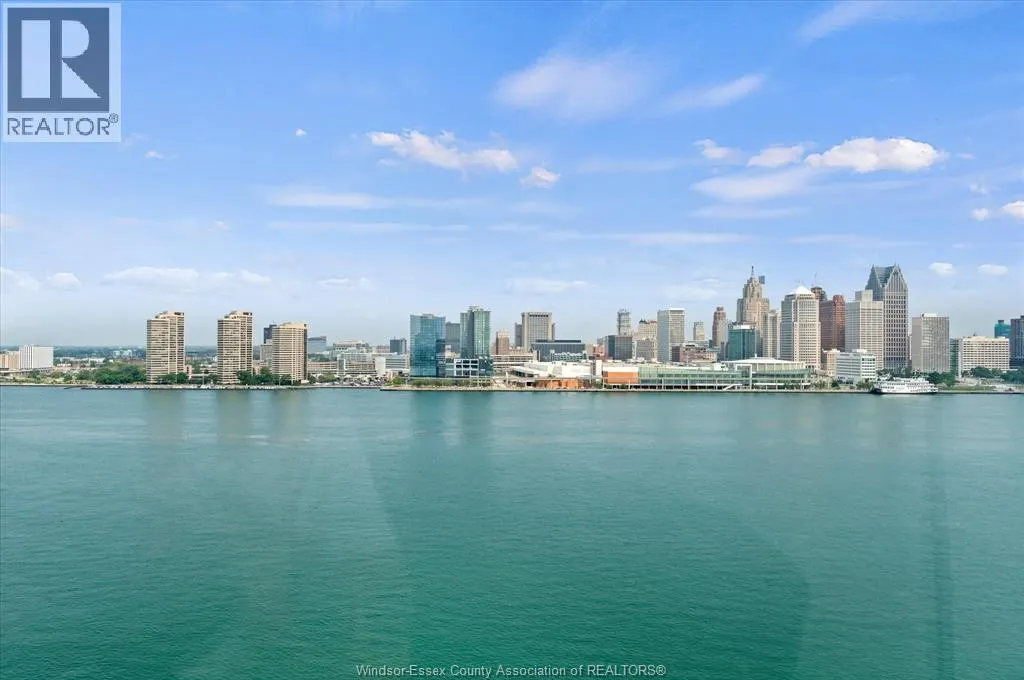 515 RIVERSIDE DRIVE West Unit# 1608