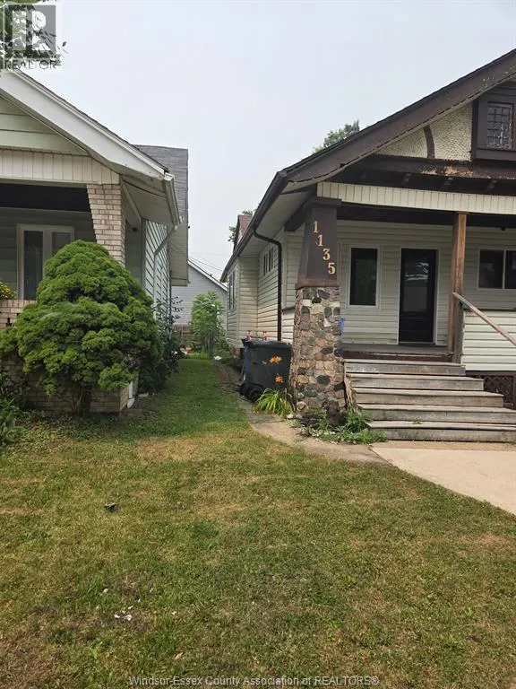 1135 CHURCH
