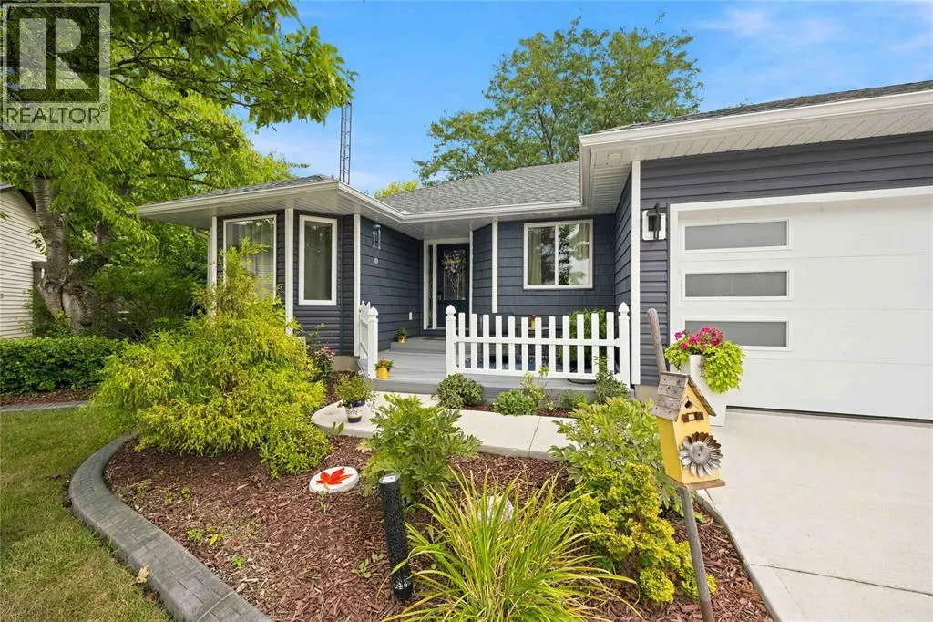 392 JULIE COURT