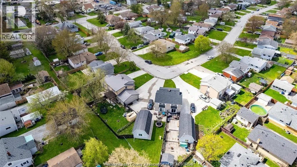 10-10.5 VANIER DRIVE