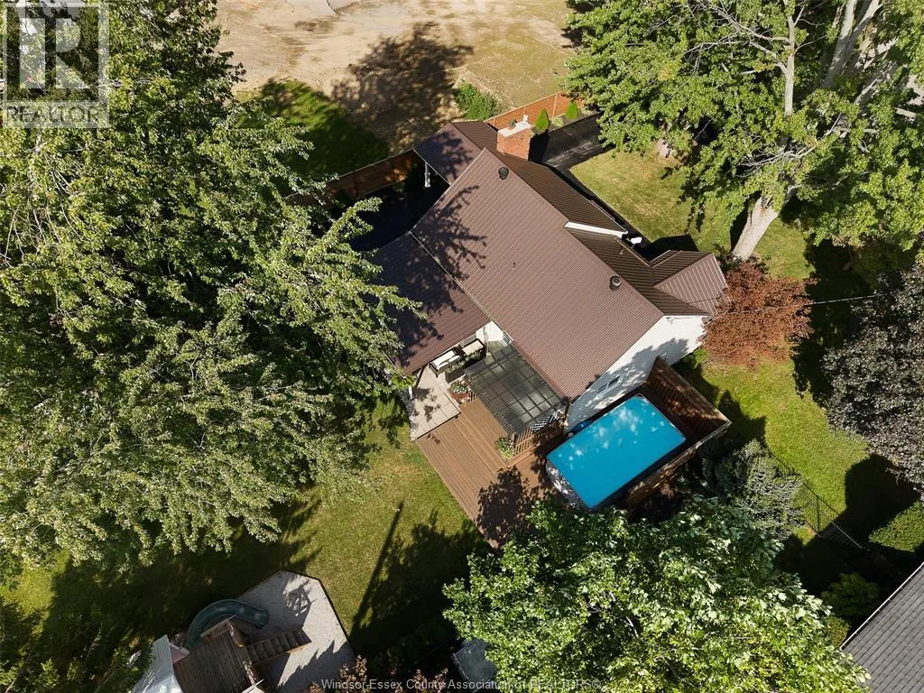 1331 CLOVELLY DRIVE