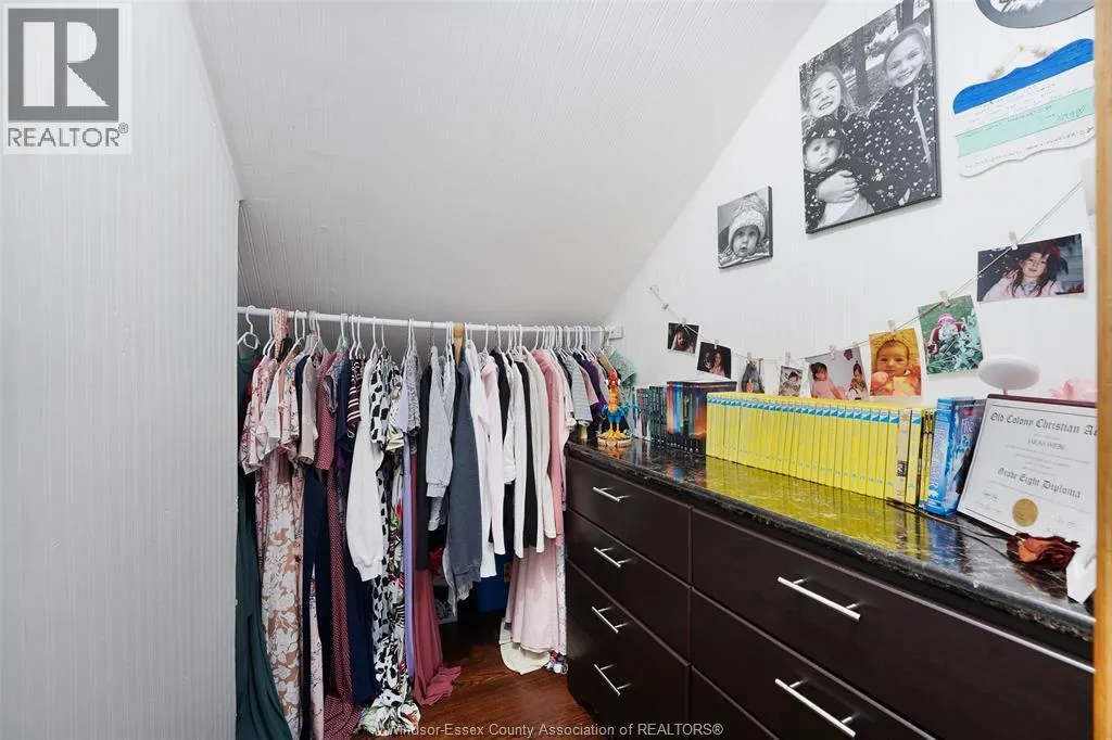 1331 CLOVELLY DRIVE