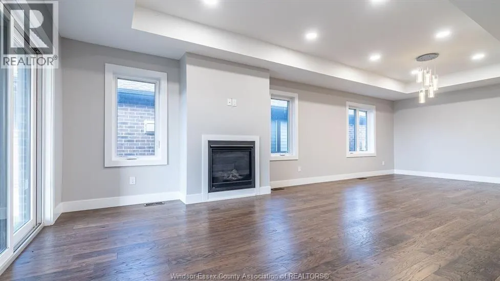 38 Bordeaux PLACE