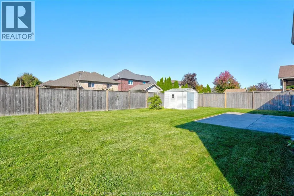 256 MAXWELL CRESCENT