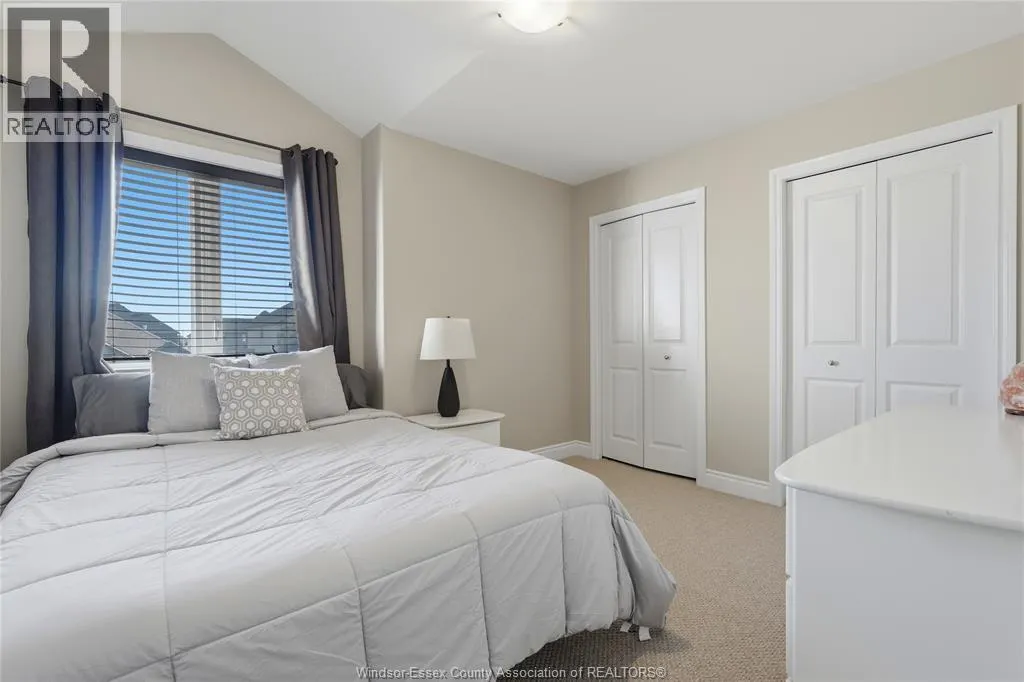256 MAXWELL CRESCENT