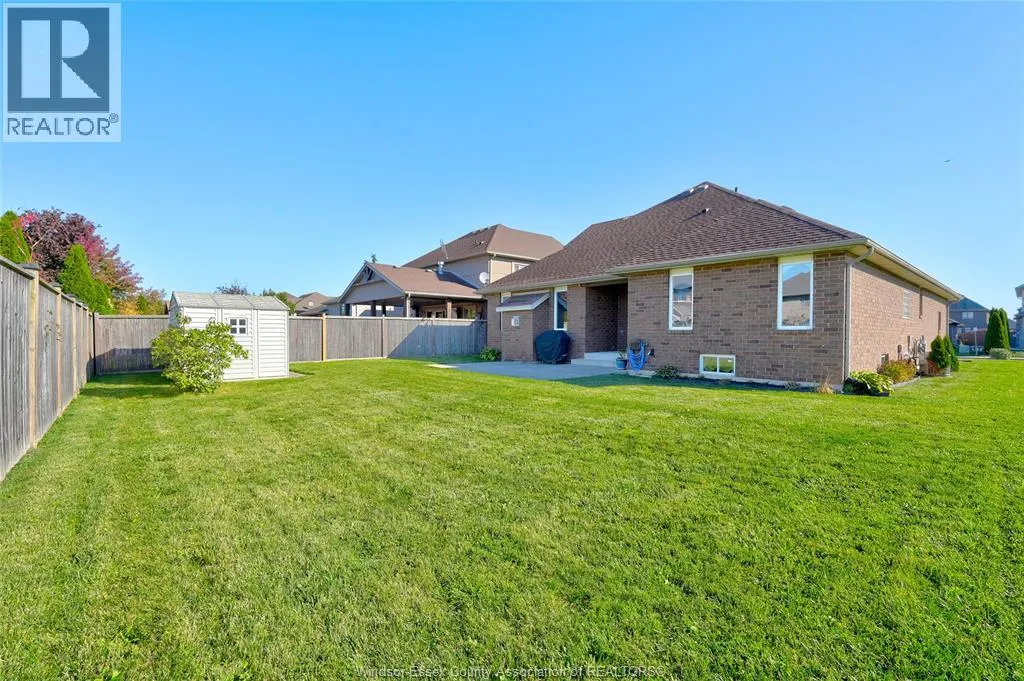 256 MAXWELL CRESCENT