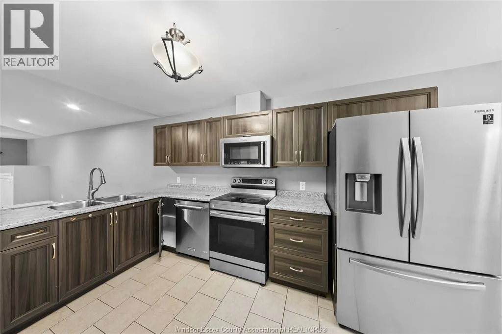 3237 SEVILLE