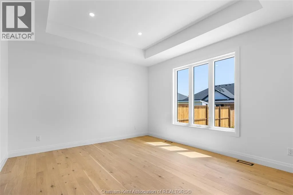 30 ROSEWOOD CRESCENT