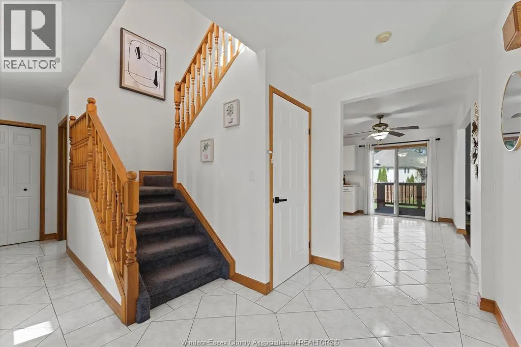 120 HAMPTON CRESCENT