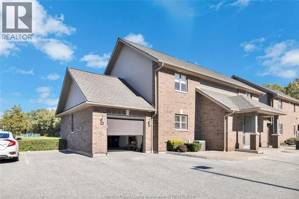8475 WYANDOTTE Unit# 112