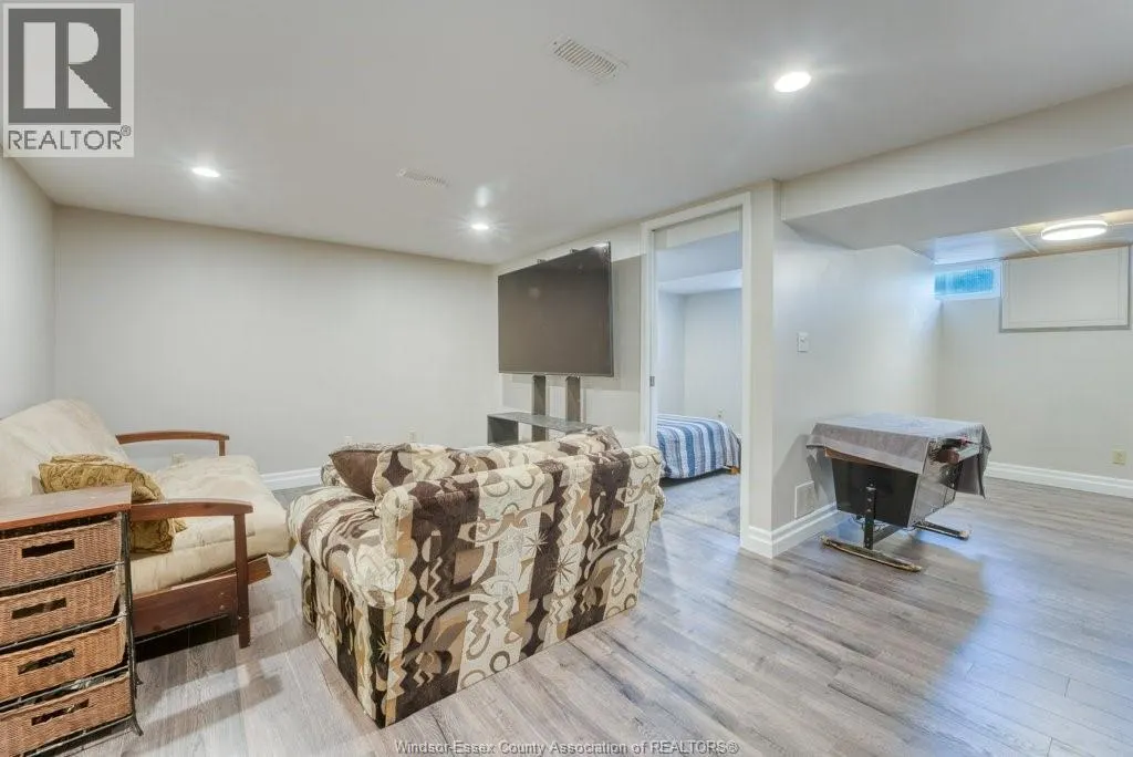 2954 RUSHTON