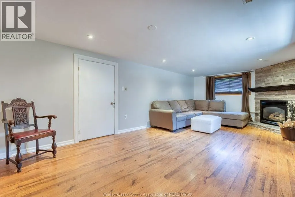2954 RUSHTON