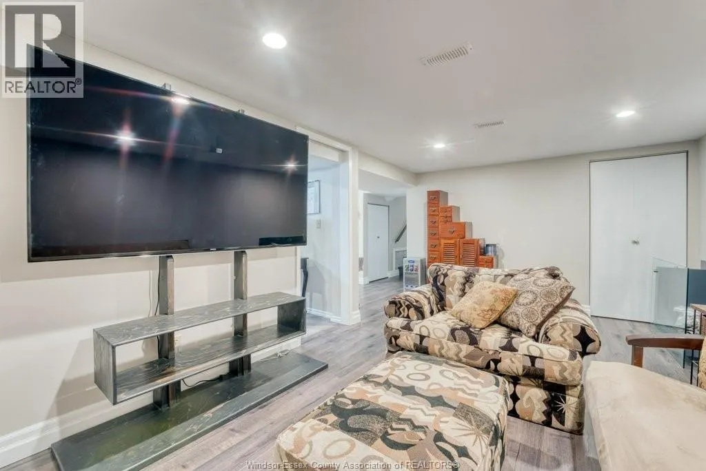 2954 RUSHTON
