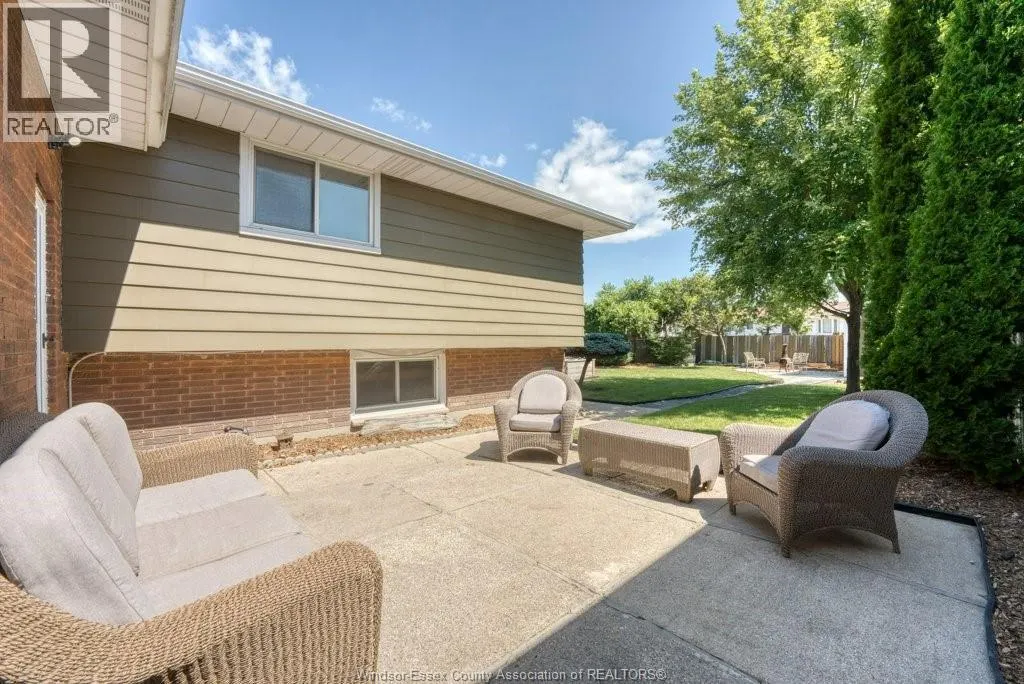 2954 RUSHTON