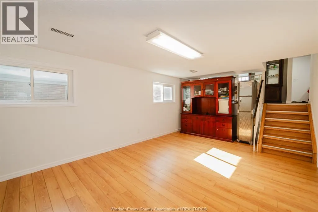 3444 HEMLOCK