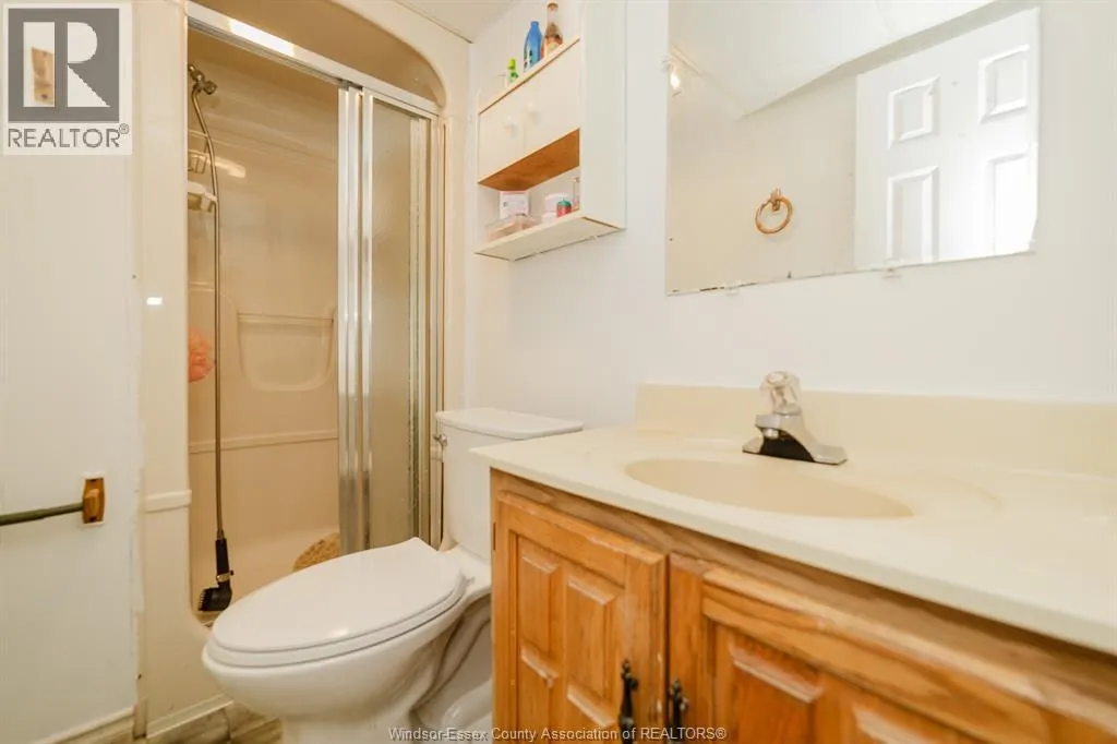 3444 HEMLOCK