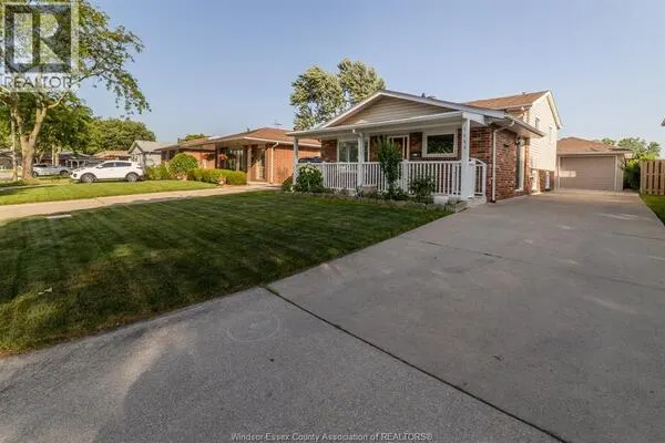 3444 HEMLOCK