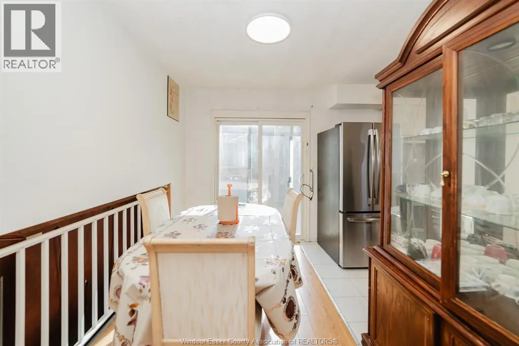 3444 HEMLOCK