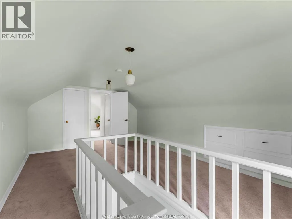 2566 Tourangeau ROAD