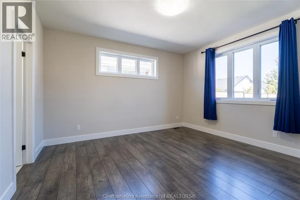 308 DAVIES STREET East