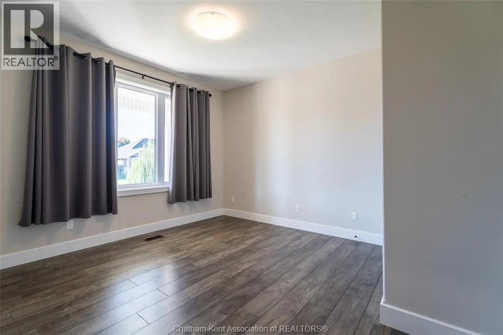 308 DAVIES STREET East