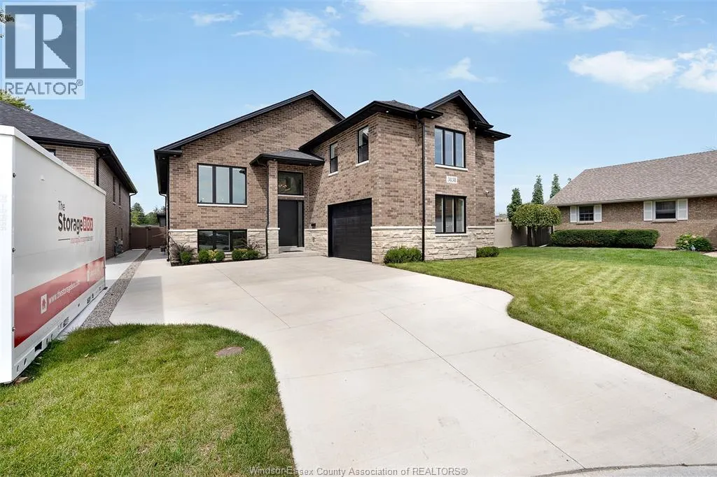 3838 RONALD AVE