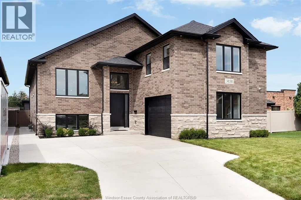 3838 RONALD AVE