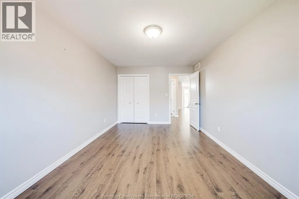 11916 BOULDER CRESCENT