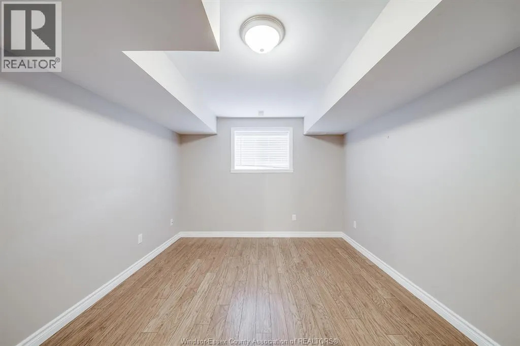 11916 BOULDER CRESCENT