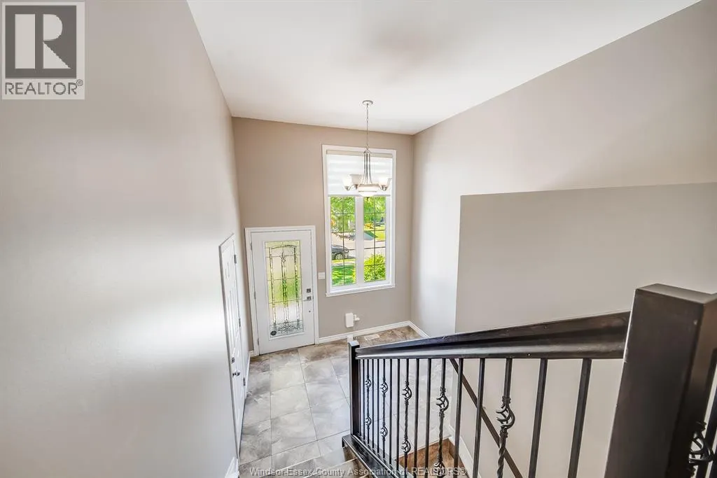 11916 BOULDER CRESCENT