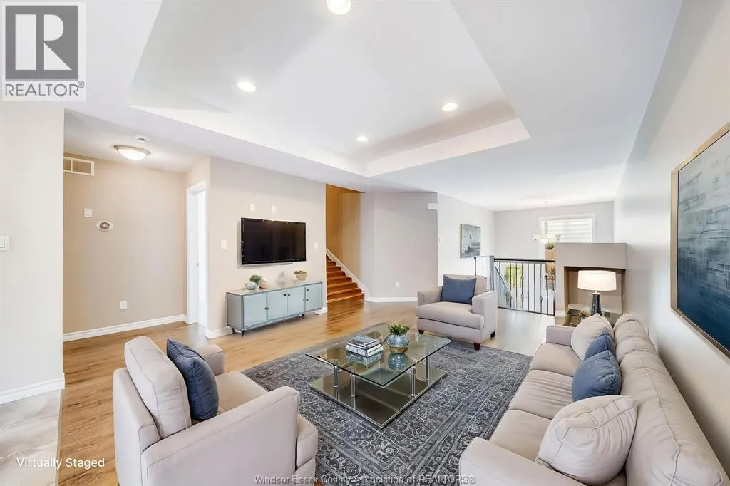 11916 BOULDER CRESCENT