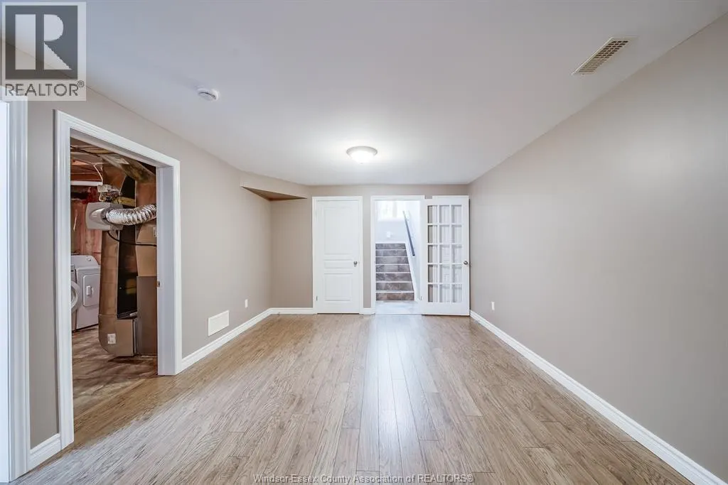 11916 BOULDER CRESCENT