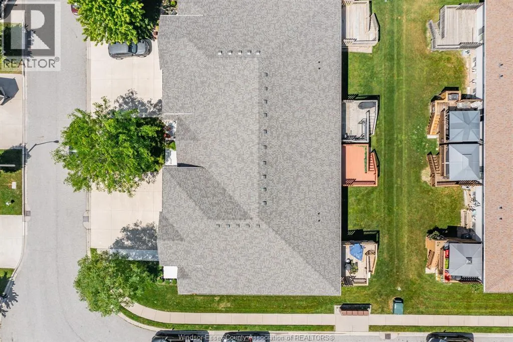 11916 BOULDER CRESCENT