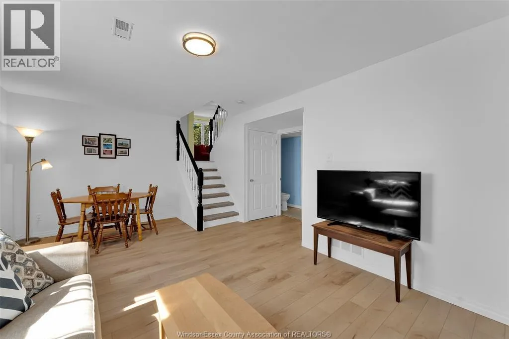 3378 CANDLEWOOD CRESCENT
