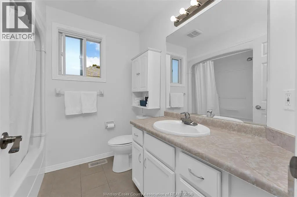 3378 CANDLEWOOD CRESCENT