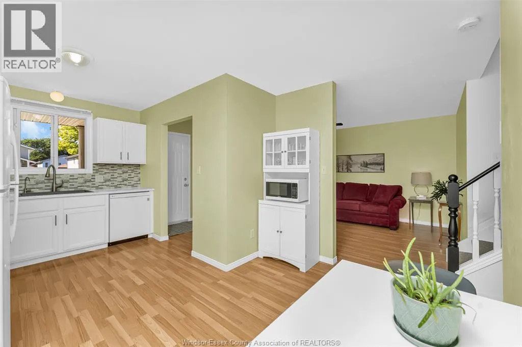 3378 CANDLEWOOD CRESCENT