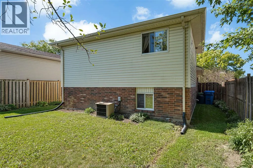 3378 CANDLEWOOD CRESCENT