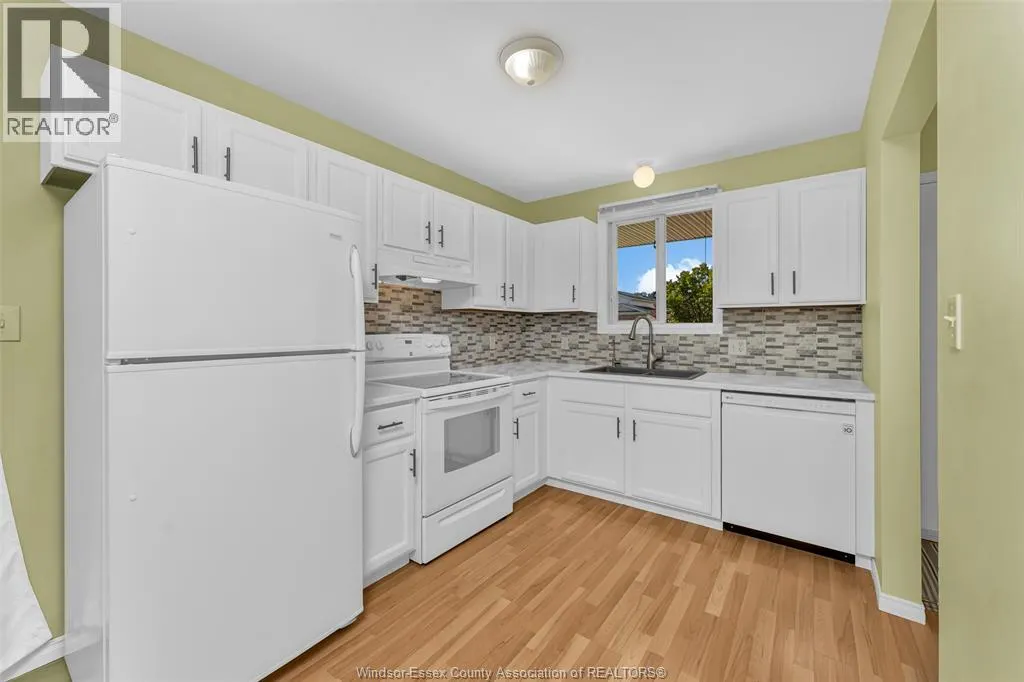 3378 CANDLEWOOD CRESCENT