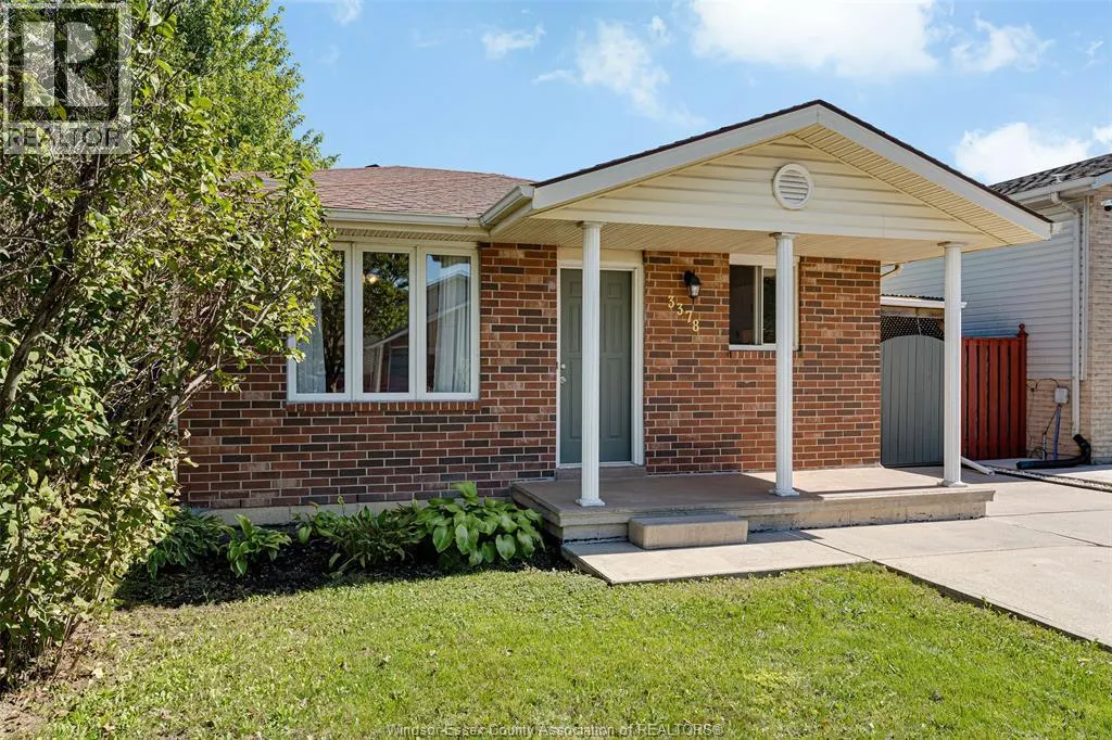 3378 CANDLEWOOD CRESCENT