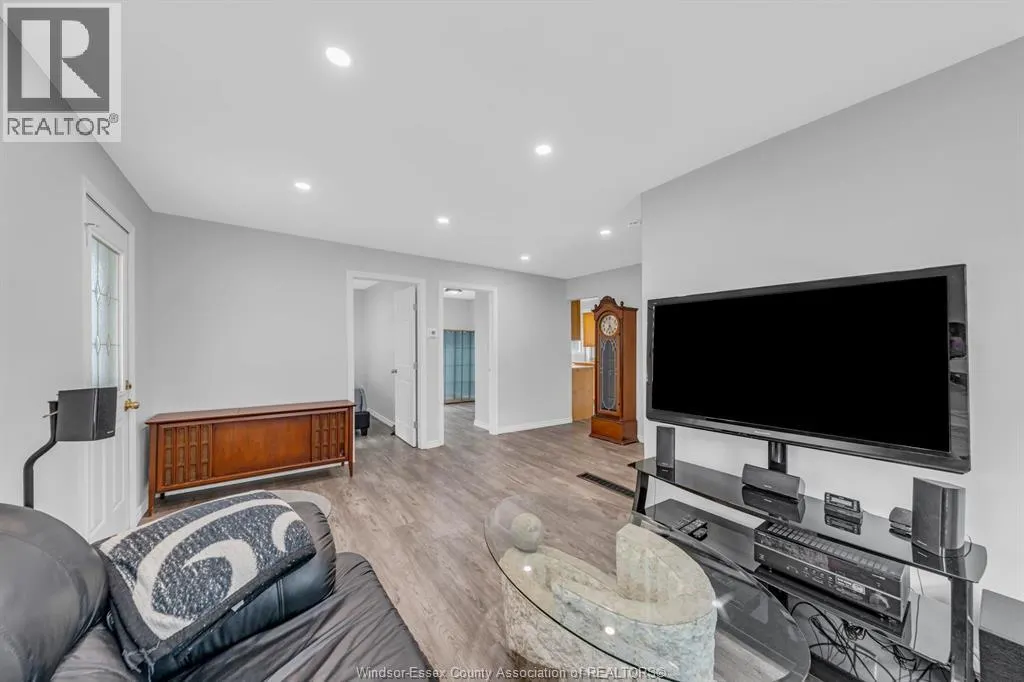 1592 Prince ROAD