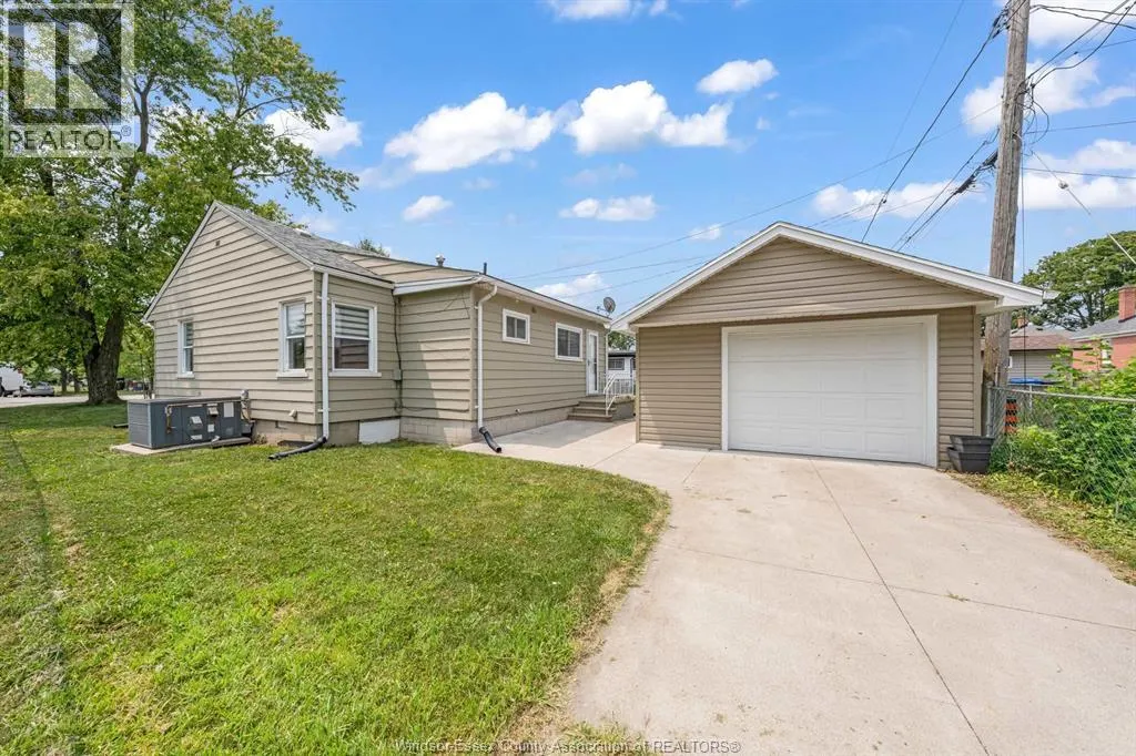 1592 Prince ROAD