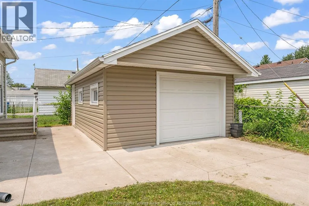 1592 Prince ROAD