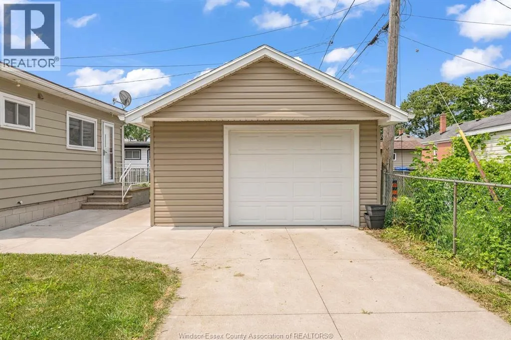 1592 Prince ROAD