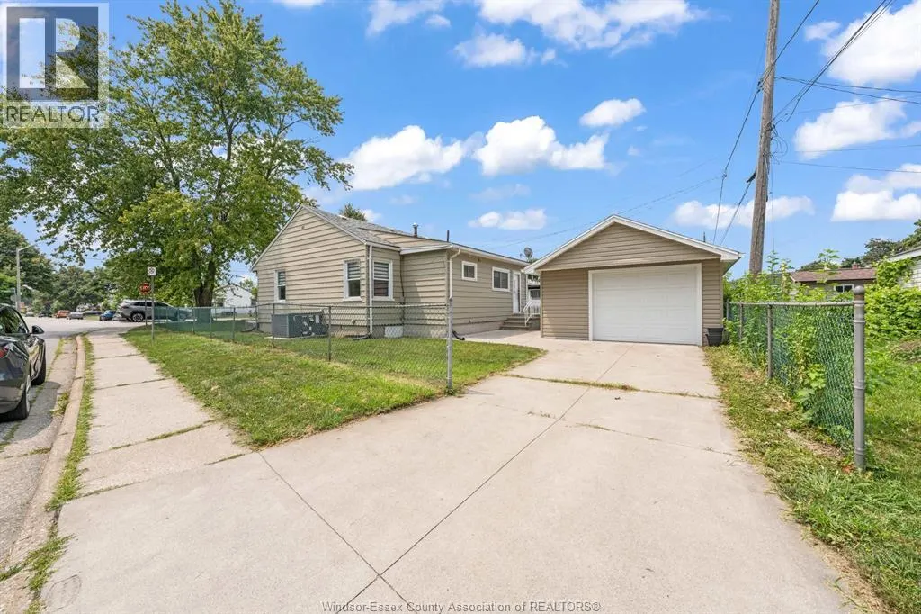 1592 Prince ROAD