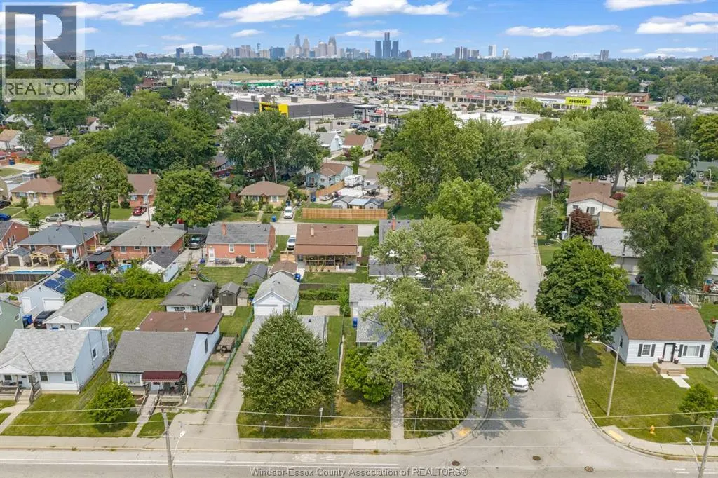 1592 Prince ROAD