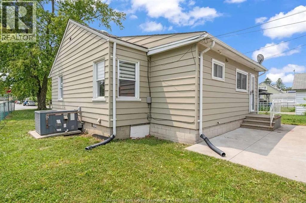 1592 Prince ROAD