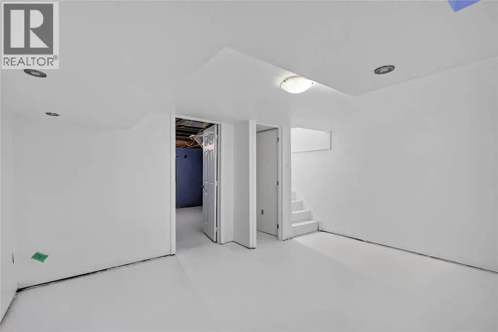 27 TURNER DRIVE Unit# 25