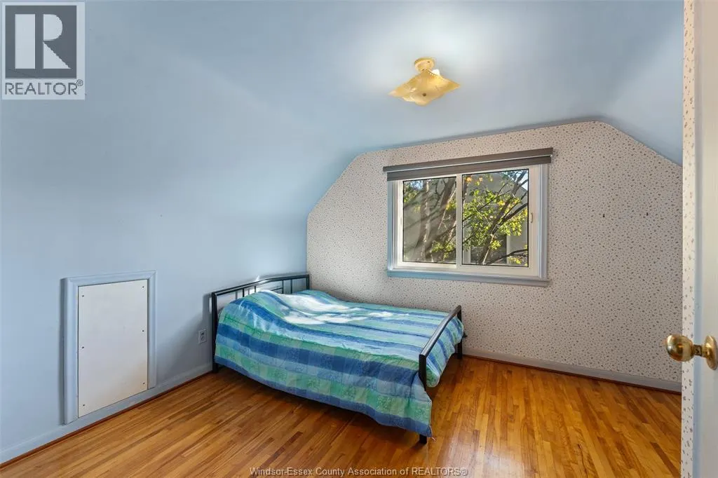 2567 KILDARE ROAD