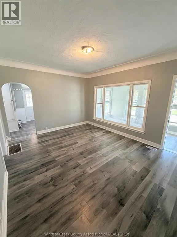 1889 UNIVERSITY AVENUE West Unit# 2
